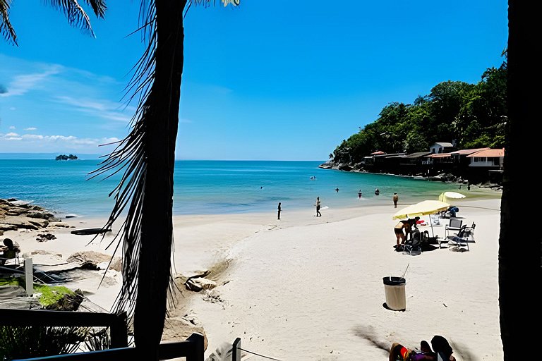 10 passos da Praia • Durma ao som do Mar