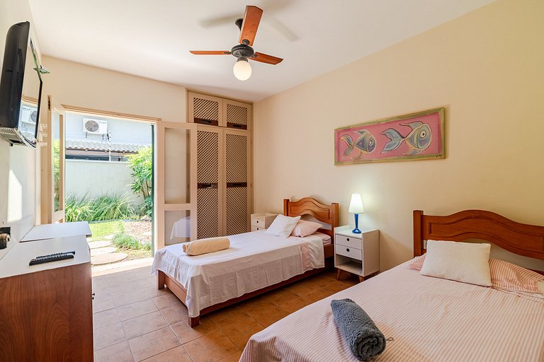 200m Praia | Roupa de Cama, Toalhas | 4 Vagas