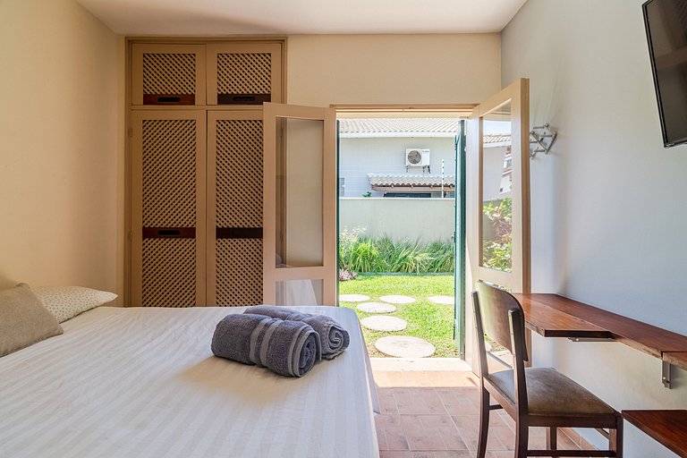 200m Praia | Roupa de Cama, Toalhas | 4 Vagas