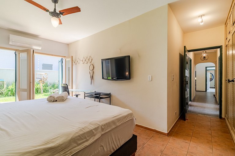 200m Praia | Roupa de Cama, Toalhas | 4 Vagas