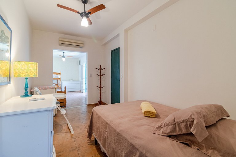 200m Praia | Roupa de Cama, Toalhas | 4 Vagas