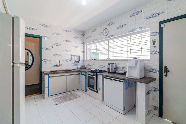 200m Praia | Roupa de Cama, Toalhas | 4 Vagas