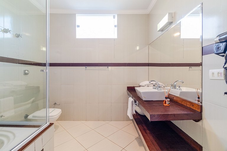 140m Praia | Roupa de Cama, Toalhas | 4 Vagas