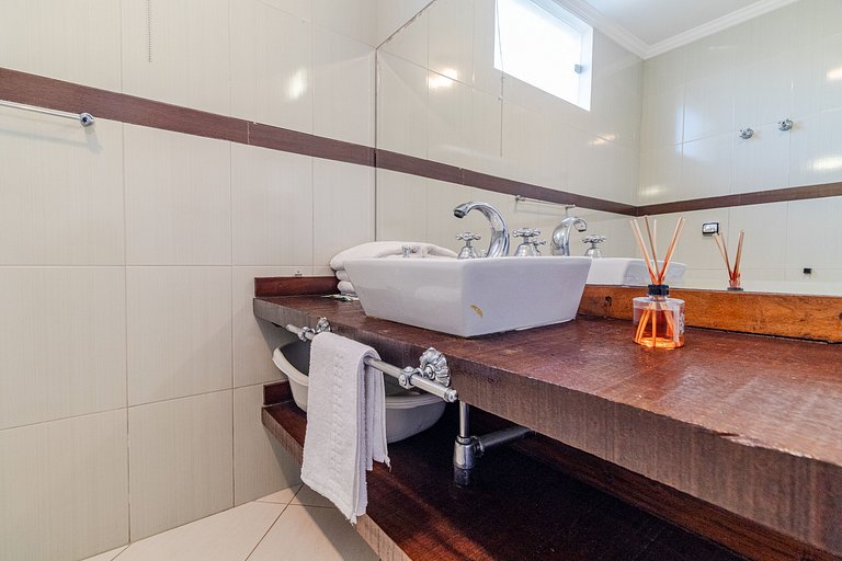 140m Praia | Roupa de Cama, Toalhas | 4 Vagas