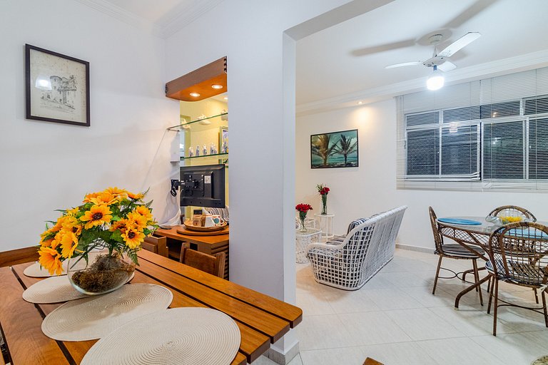 Tudo Perto | Praia a 300m | Enseada