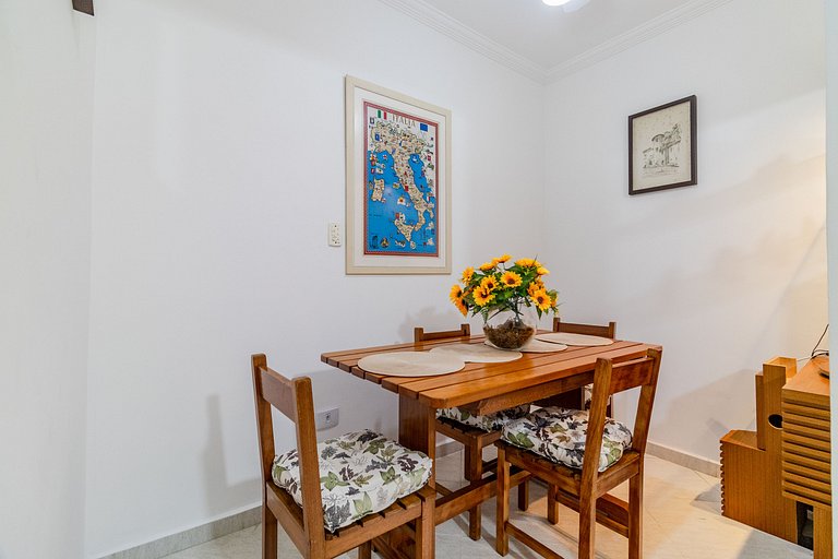 Tudo Perto | Praia a 300m | Enseada