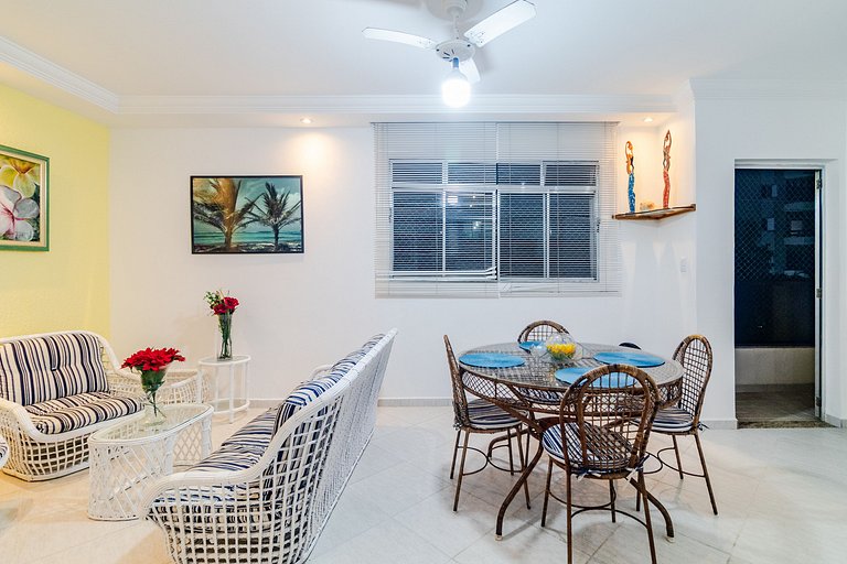 Tudo Perto | Praia a 300m | Enseada