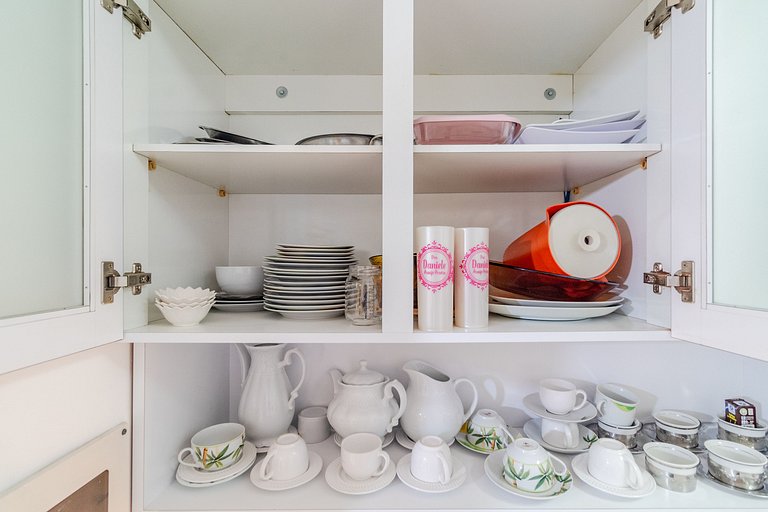 Tudo Perto | Praia a 300m | Enseada