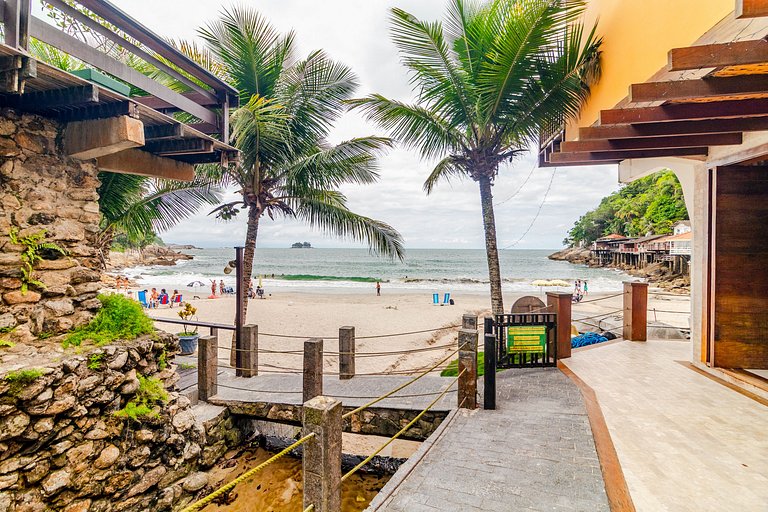 10 passos da Praia • Durma ao som do Mar