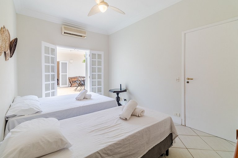 150m Praia | Roupa de Cama, Toalhas | 4 Vagas